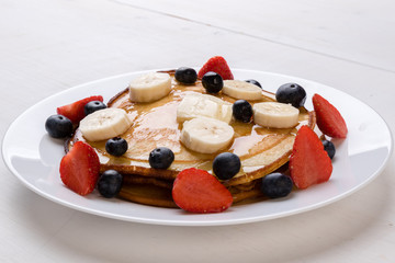 pancakes with fruits