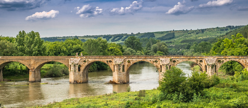 Fototapeta Old stone bridge