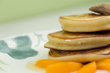 pancakes with honey and apricot