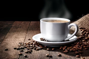 Photo sur Plexiglas Café tasse de café sur un bois