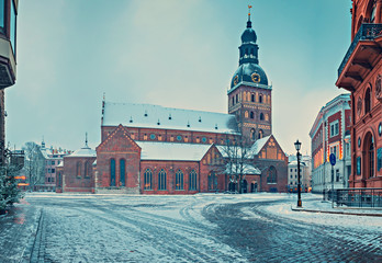 Obraz premium Dome cathedral is the biggest church in old Riga city, Latvia. Image slightly toned for inspiration of retro style