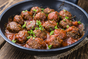 Tomato Sauce with Meatballs