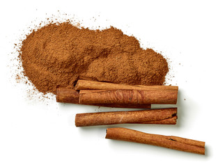 heap of ground cinnamon