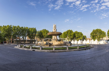 The Fontaine de la Rotonde fountain