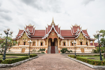 Fototapeta na wymiar View of That Luang in Laos