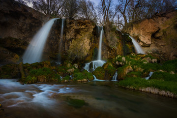 Fototapeta na wymiar Rifle Falls cascading triple waterfall