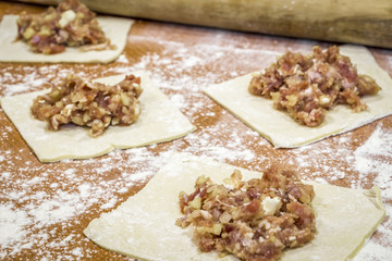 Manual cooking dumplings