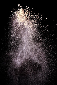 Splash of powder