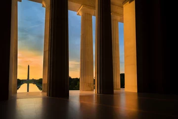 Plexiglas keuken achterwand Amerikaanse plekken Washington Monument van Lincoln Memorial bij zonsopgang in Washington, DC