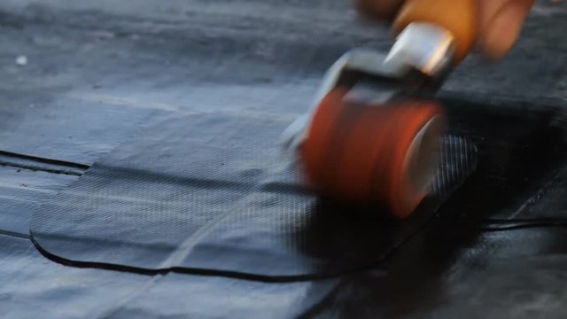 The Builder conceals the roof EPDM membrane. PVC-P AND TPO FPO.