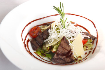 Warm Salad with meat and cheese