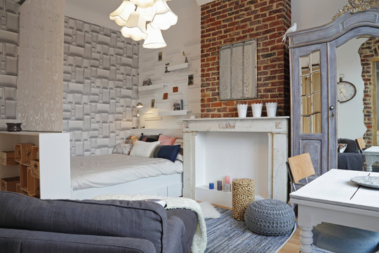 studio am&eacute;nag&eacute; style parisien