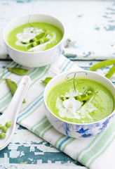 Green peas cream soup
