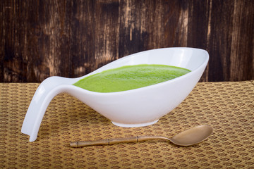 Green cream soup from spinach