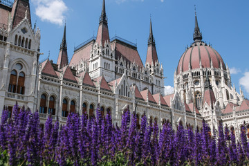 Obraz premium The Parliament building in Budapest, Hungary. Architectural details.