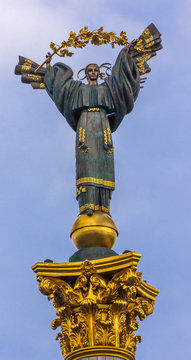 Independence Monument Berehynia  Maidan Square Kiev