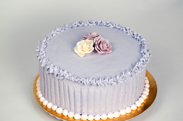 Wedding cake with roses.