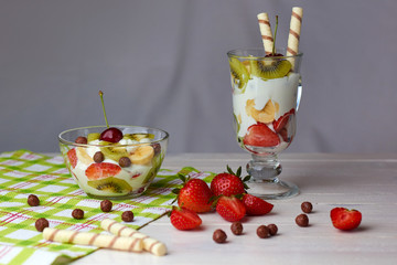 yogurt with fruits and berries
