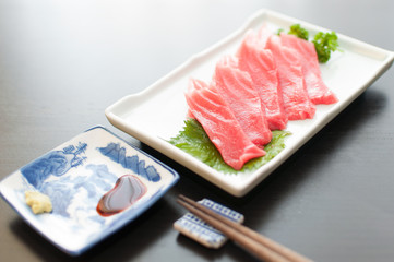 まぐろ刺身　Sashimi of tuna