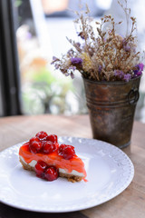 Cheesecake with strawberries