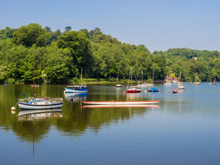 Fototapeta na wymiar Beautiful summers day at Rudyard Lake, Rudyard, Leek Staffordshire, UK