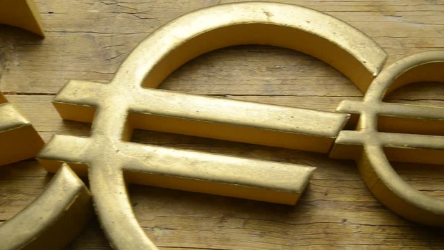 S&iacute;mbolo del euro Eurozeichen Simbolo dell'euro Eurotegnet Euroteken Eurosymbol &euro; Eur&oacute;jel znak Symbol eura evra Символ евро Simboli i Euros Eurosymbolen simgesi Символ євро เครื่องหมายยูโร sign