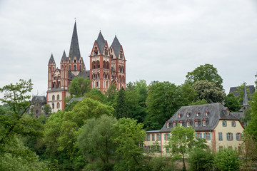 Fototapeta na wymiar Limburger Dom in Limburg an der Lahn