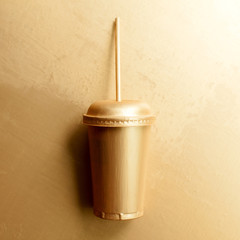 Gold cup straw. Success drink - 112678574