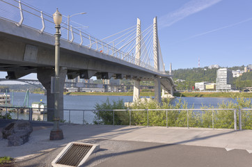 Fototapeta na wymiar Tilikum crossing bridge Portland Oregon.