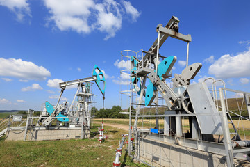 Oil pump in the field