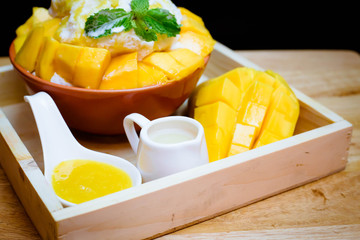 Ice Cream With Fresh Mangoes, Bingsu Mango