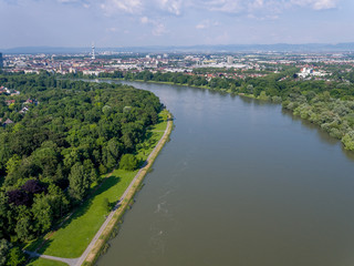 Fototapeta premium Parkinsel Ludwigshafen Lu-hafen Rheinland-Pfalz Rhein