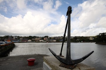 Anchor monument at Kinsale harbour, Ireland - obrazy, fototapety, plakaty