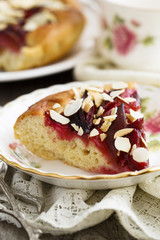 Plum pie