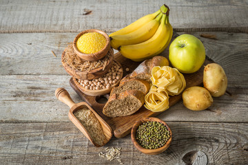 Selection of comptex carbohydrates sources on wood background