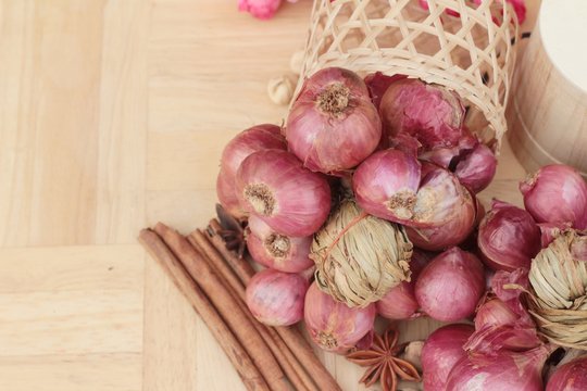 shallot - asia red onion for at cooking.