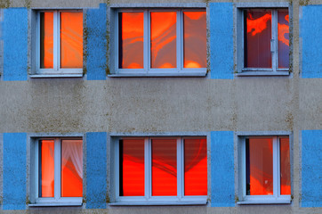 Zachód  Słońca W Oknach  © Wojciech Lisiński