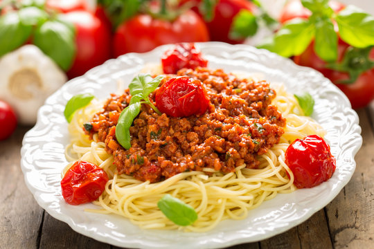 Spaghetti bolognese on the plate