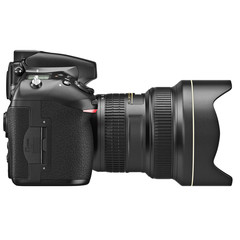 DSLR photo camera, lens zoom, side view. 3D graphic