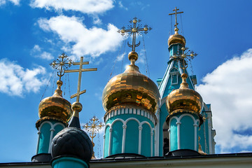 Fototapeta na wymiar Church domes against the sky