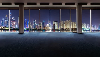 Photo sur Plexiglas construction de la ville Intérieur de bureau avec fenêtres panoramiques
