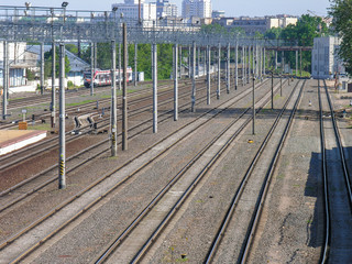 Минск, Беларусь – 31 мая, 2016: Железнодорожные пути на станции «Минск-Северный»