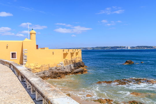 Forte da Giribita em Pa&ccedil;o de Arcos, Oeiras