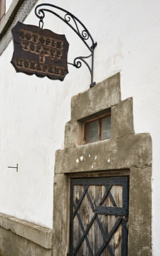 history tortur Punishment sign
