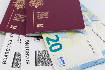 Passport, boarding pass et billets en euro