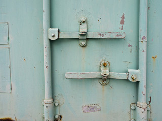 Containner door
