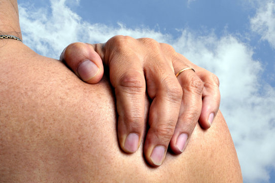 Douleur &agrave; l'&eacute;paule