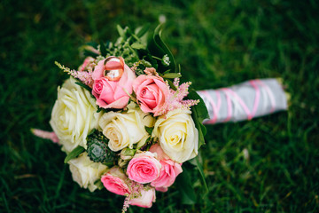 wedding  bouquet flowers bride