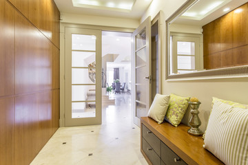 Luxurious hallway design idea