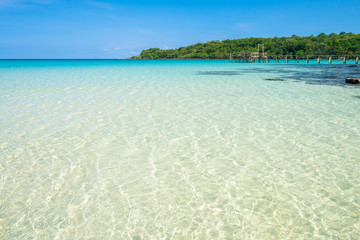 Clear sea water and blue sky on a sunny day
